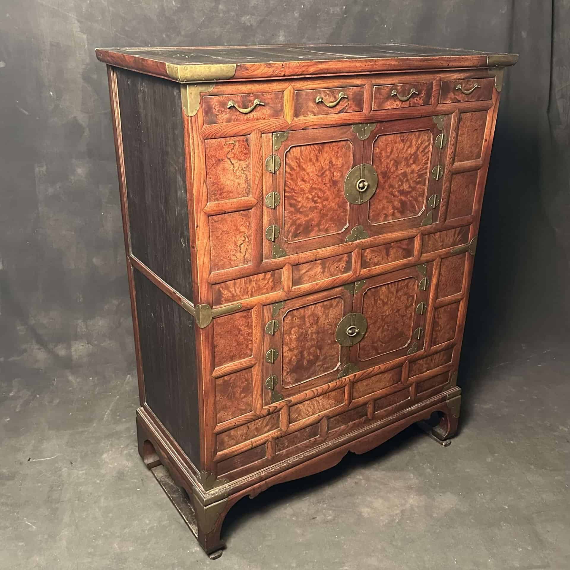 Antique Korean Nong Burl Cabinet, 19th Century - Image 3