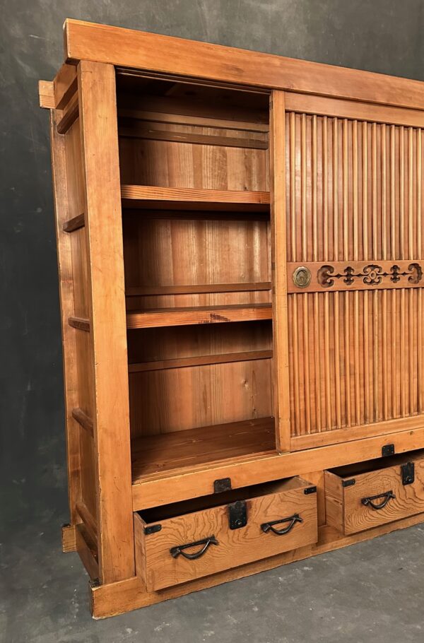 Antique Large Japanese Narrow Storage Tansu - Image 4