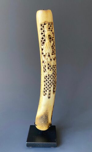 Japanese antique lattice work carved pipe case