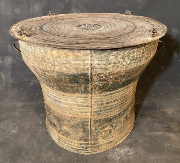 antique Laotian rain drum bronze