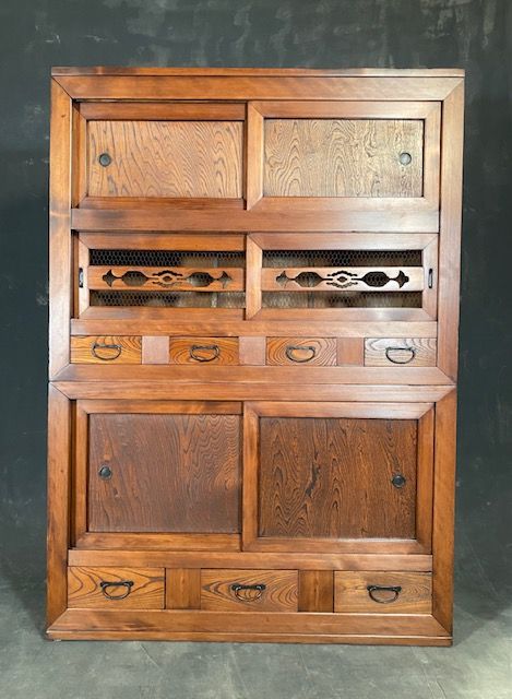 Large Japanese Meiji Period 19th Century Futon Tansu Cabinet with Iron  Hardware