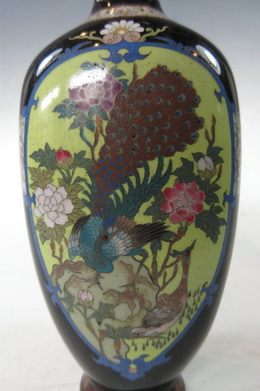 Pair of Japanese Cloisonne Vase with Motifs of Crane - Zentner Collection