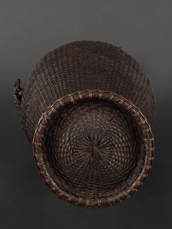 Japanese Antique Bamboo Flat Basket with Lid - Zentner Collection